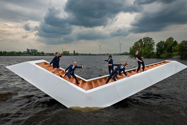 pp_the_weight_of_water_campagnefoto_dsc3588_festivalcanais