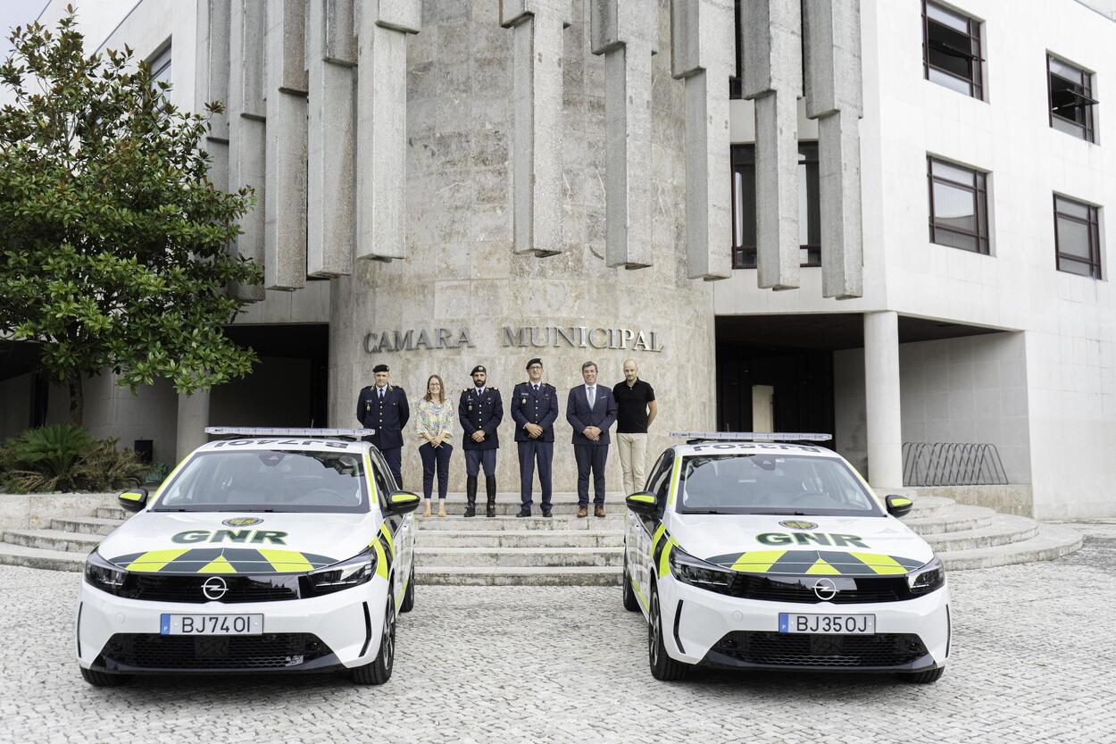 Município de Ílhavo entrega automóveis elétricos à GNR para reforçar policiamento de proximidade