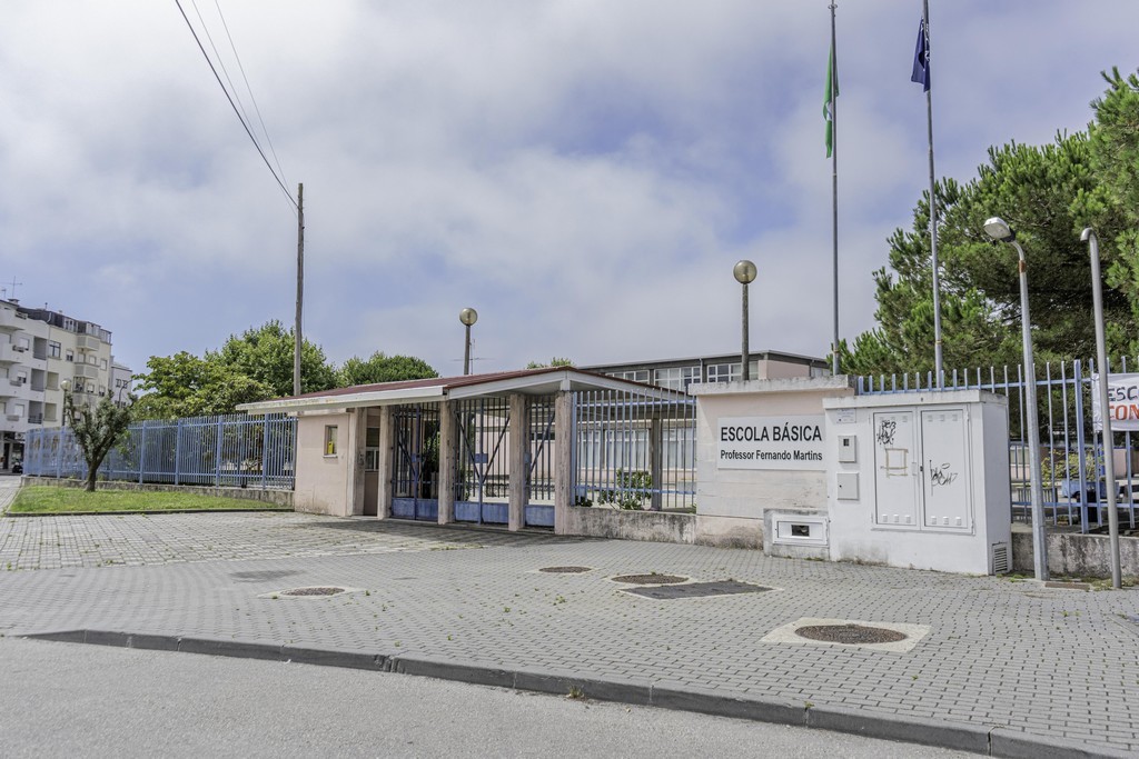 Adjudicada obra de requalificação  da Escola Básica Professor  Fernando Martins