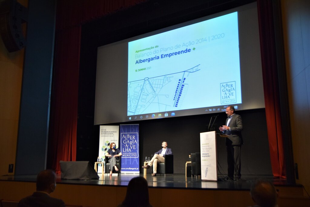 Município apresentou o Balanço do plano de ação de apoio ao empreendedorismo 2014 | 2020 - “Alber...